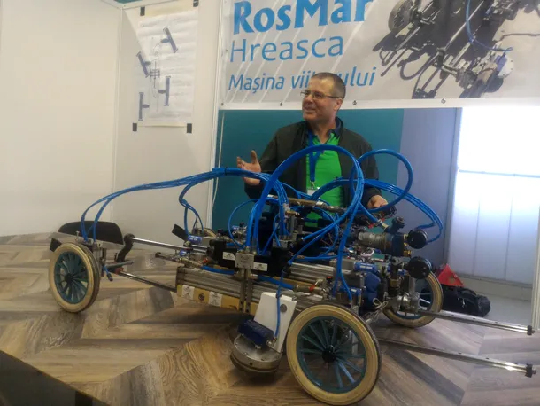 Maşină cu aer comprimat prezentată la Cluj-Napoca
