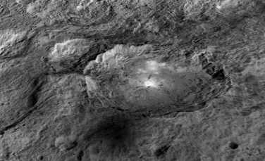 Tur virtual deasupra planetei Ceres: Cercetătorii NASA au descoperit forme intrigante de relief – VIDEO