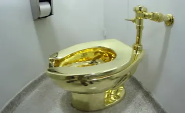 Vas de toaletă din aur, instalat la Palatul Blenheim