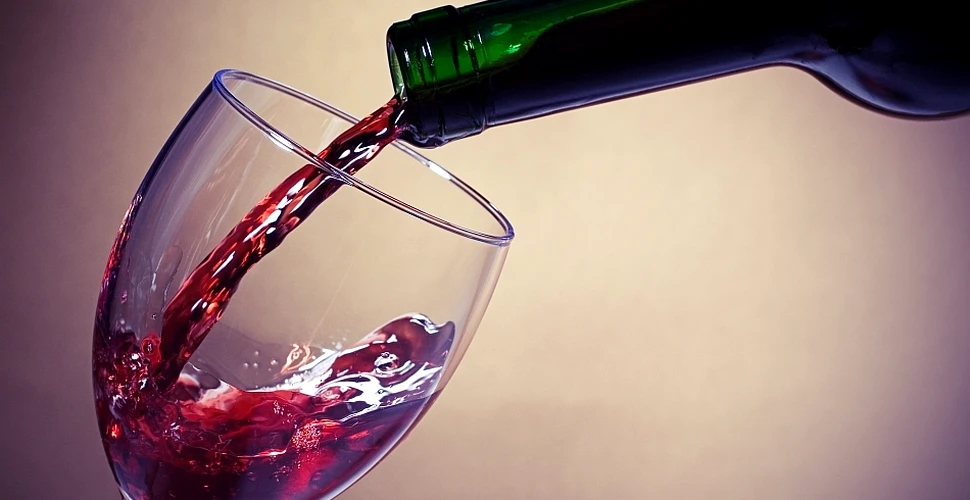 Mitul vinului roşu: poate să fie acesta secretul unei vieţi sănătoase?