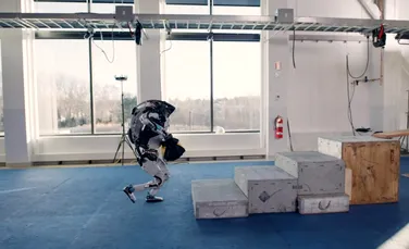 Atlas versus Optimus: Care este diferența dintre robotul de la Boston Dynamics și robotul de la Tesla?