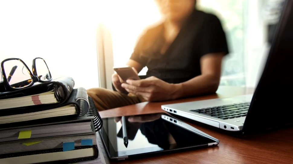 Angajații români, optimiști că anul 2022 va fi un an mai bun la job