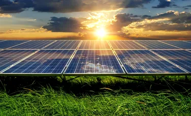 Cercetătorii au creat celule solare tandem din perovskit cu o eficiență record
