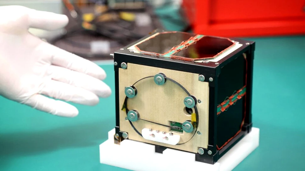 LignoSat, primul satelit din istorie construit din lemn, va petrece 6 luni pe orbita Pământului