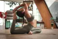 Cum ar putea yoga să ne protejeze de COVID-19. Practica este recomandată și de premierul Indiei