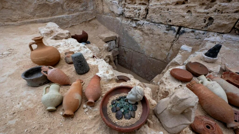 Un posibil bust al Cleopatrei a VII-a, găsit la un templu egiptean antic