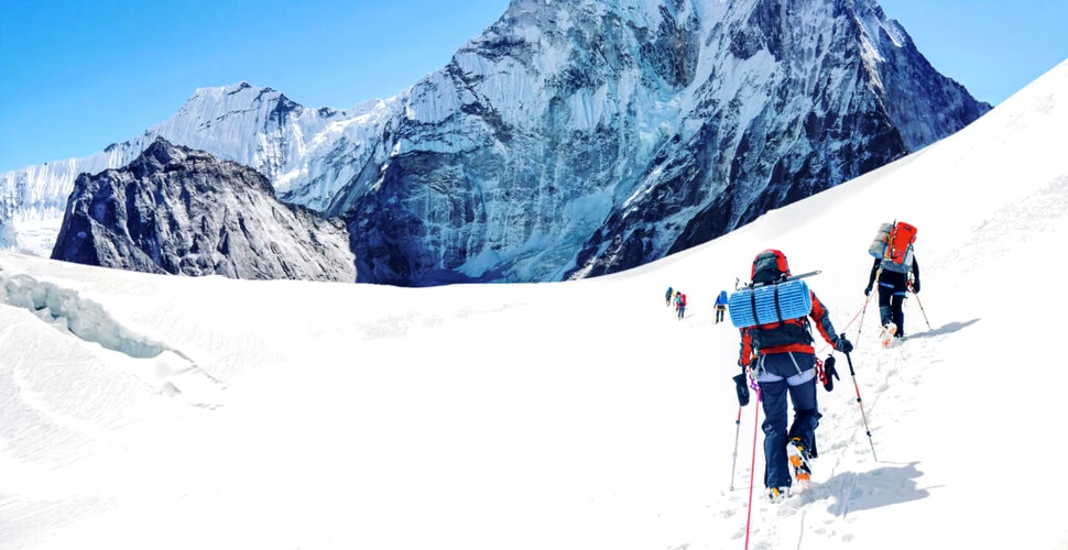 Un alpinist american a murit într-o expediție pe Muntele Everest