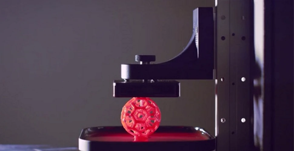 O imprimantă 3D inspirată din franciza „Terminator”, prezentată în Canada – VIDEO