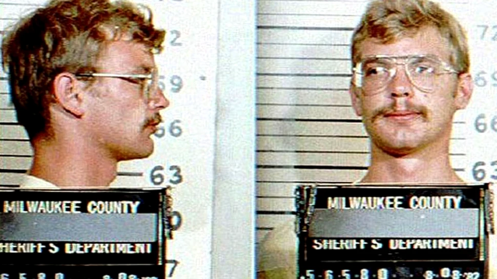 Jeffrey Dahmer, unul dintre cei mai feroce ucigași în serie din istoria Statelor Unite. A fost condamnat la 957 de ani de închisoare