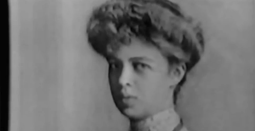 Eleanor Roosevelt, femeia cu caracter de fier, a schimbat ceea ce însemna să fii Prima Doamnă. Motivul pentru care ţinea întotdeauna un pistol la brâu