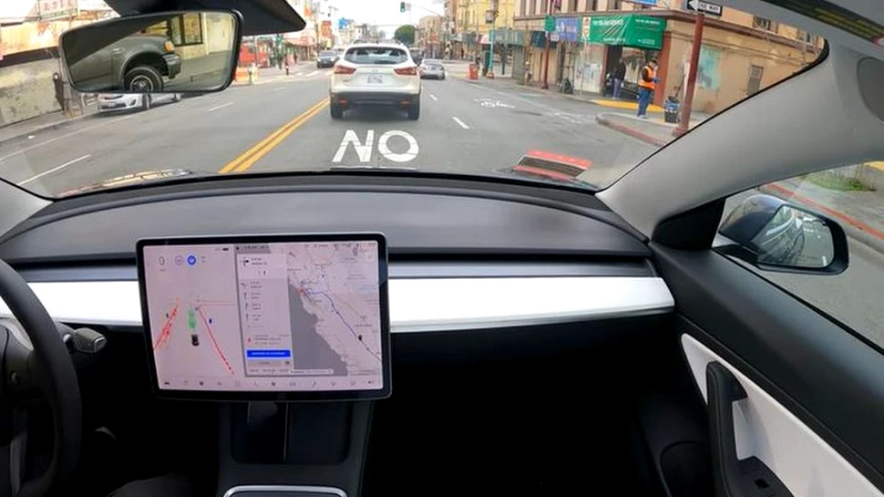 Cum se conduce singură o mașină Tesla între San Fracisco și Los Angeles