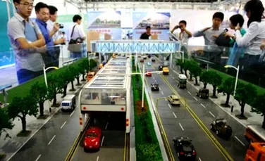 “Autobuzul-tunel” al chinezilor rezolva blocajele rutiere (FOTO/VIDEO)