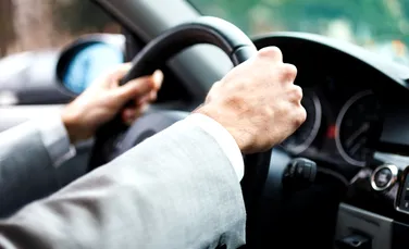 Ce fac 70% dintre şoferii români atunci când conduc
