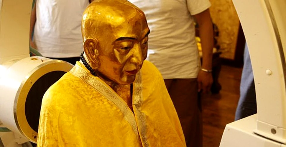Mumia de aur: rămăşiţe vechi de peste 1.000 de ani, conservate perfect. ”Este incredibil”- Galerie Foto
