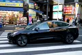 Japonia vrea să convingă Tesla să investească în Nissan
