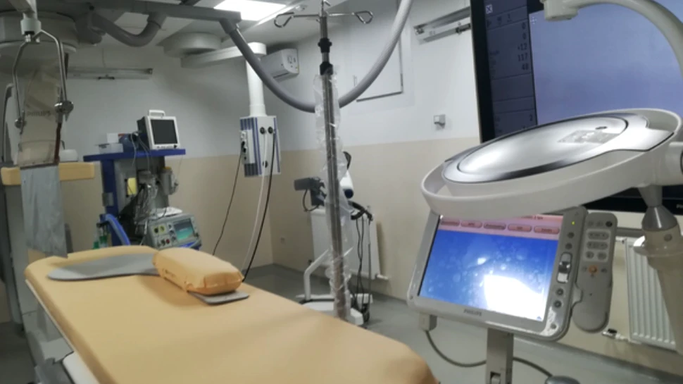 Tratament inovator gratuit pentru cancerul hepatic şi de colon, într-un centru de cercetare din Galaţi