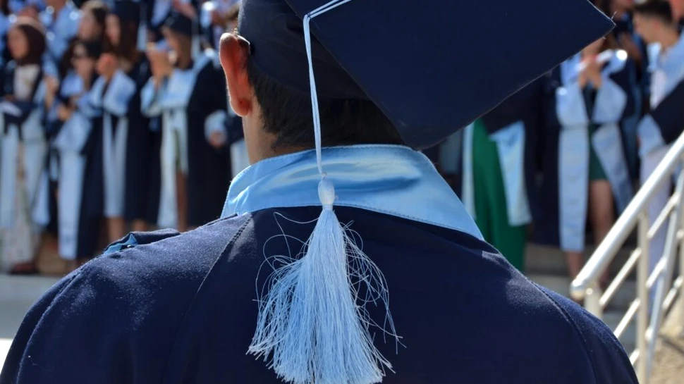 Bursele de studii în România, la mare căutare printre străini. Câți tineri au aplicat în acest an?