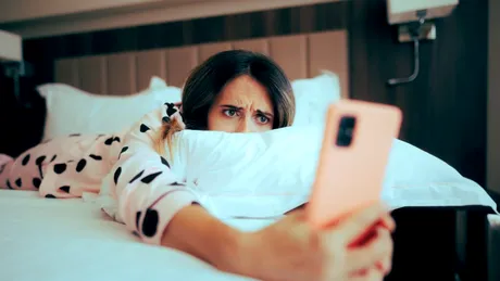 Cumpără acum, regretă mai târziu: cum funcționează shoppingul compulsiv online