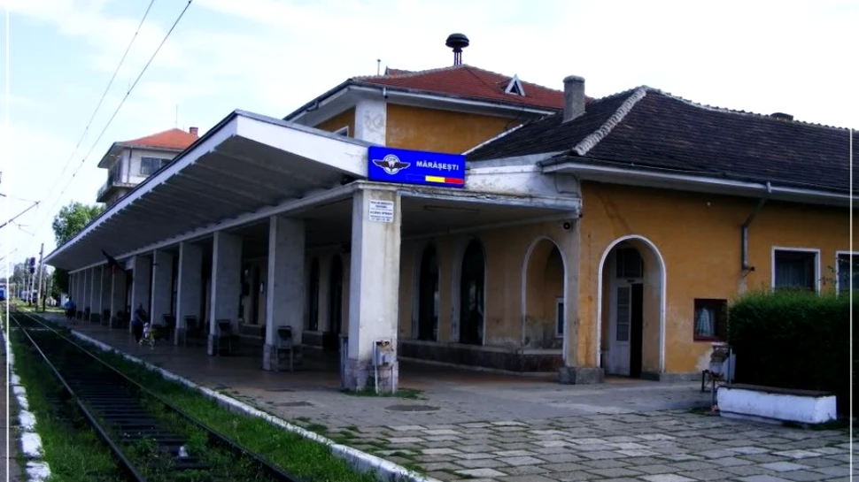 CFR a primit amendă pentru că nu a restaurat monumentul istoric Gara Mărăşeşti