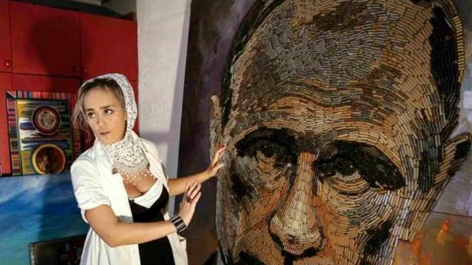 „M-am temut să dorm în aceeaşi cameră cu el”. O artistă din Ucraina a creat un PORTRET inedit al lui Vladimir Putin – FOTO