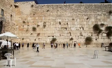 Descoperire ”spectaculoasă” la baza Zidului Plângerii din Ierusalim. ”Nu ne-am imaginat niciodată că vom descoperi o astfel de structură aici”