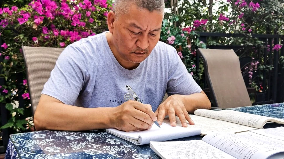 Un milionar chinez a picat pentru a 27-a oară admiterea la universitate