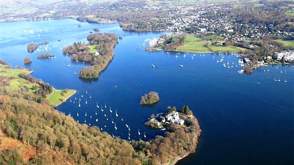 Pe urmele monstrului din “Loch Ness”-ul englez (VIDEO)