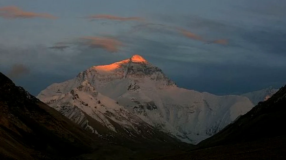 Sedinta de guvern pe Muntele Everest