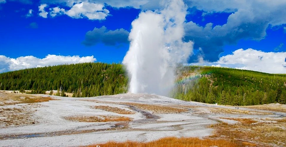Spectacol în Parcul Naţional Yellowstone. Un izvor termal erupe pentru a patra oară în 60 de ani