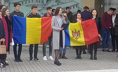 Zeci de mii de români sunt aşteptaţi de 1 Decembrie la Marşul Centenarului din Alba Iulia