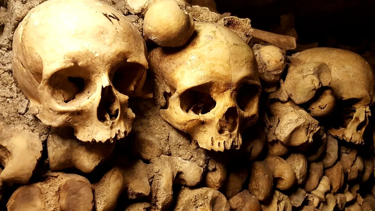 1-catacombs-2109028-1280 