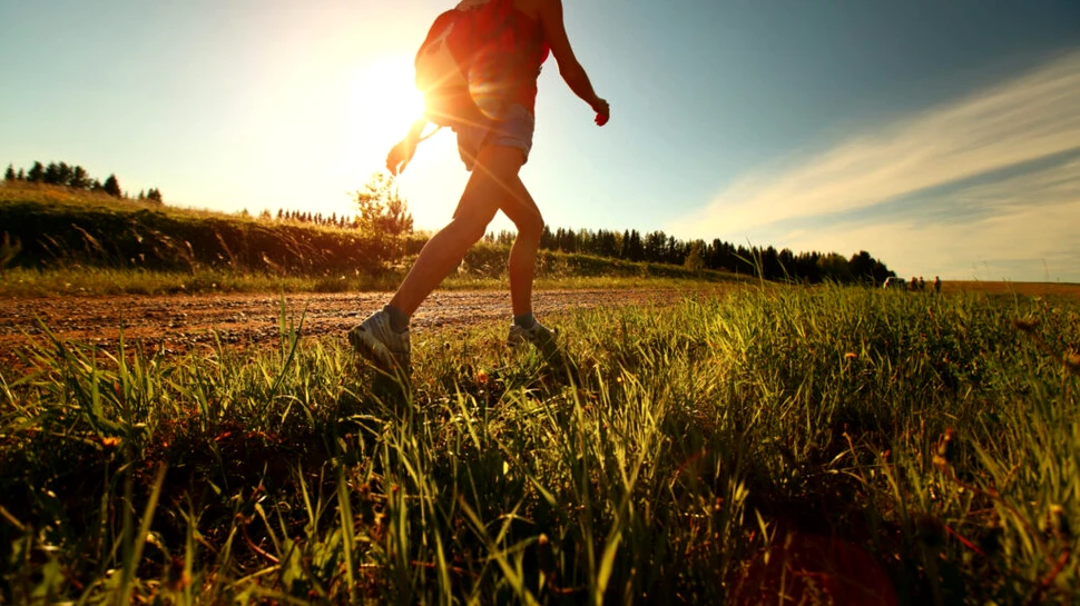 Un studiu arată că exercițiile fizice ușoare și treburile casnice pot salva vieți