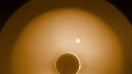 O misiune NASA a surprins o fotografie stranie cu Luna și Soarele