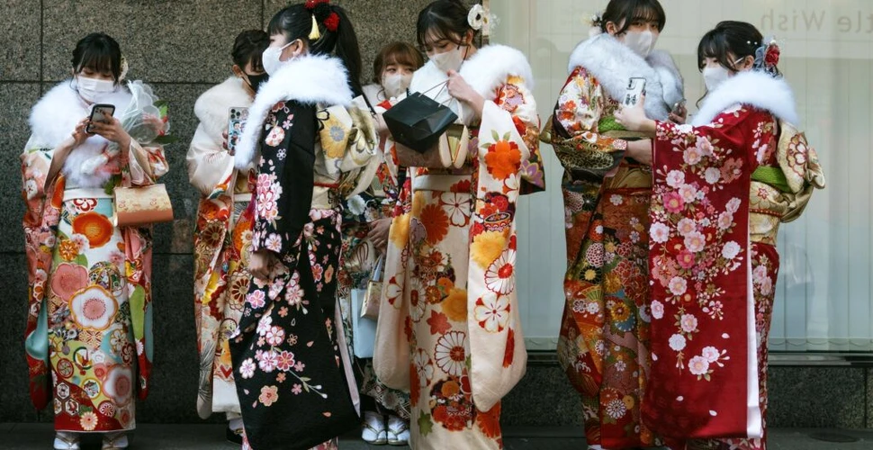 Revoltă în Japonia. Femeile, sfătuite să facă masaj și curățenie și să le mulțumească soților