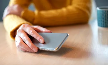 Cum vor autoritățile dintr-un oraș japonez să vindece dependența de smartphone-uri?