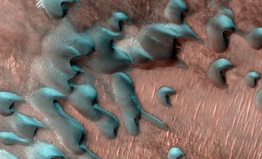 NASA a surprins peisaje de iarnă spectaculoase pe Marte. Iată imaginile uimitoare!
