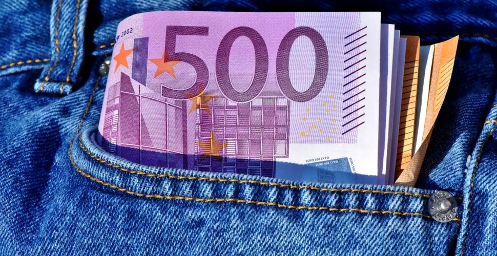 Topul bancherilor din Europa milionari în euro. Câți are România?