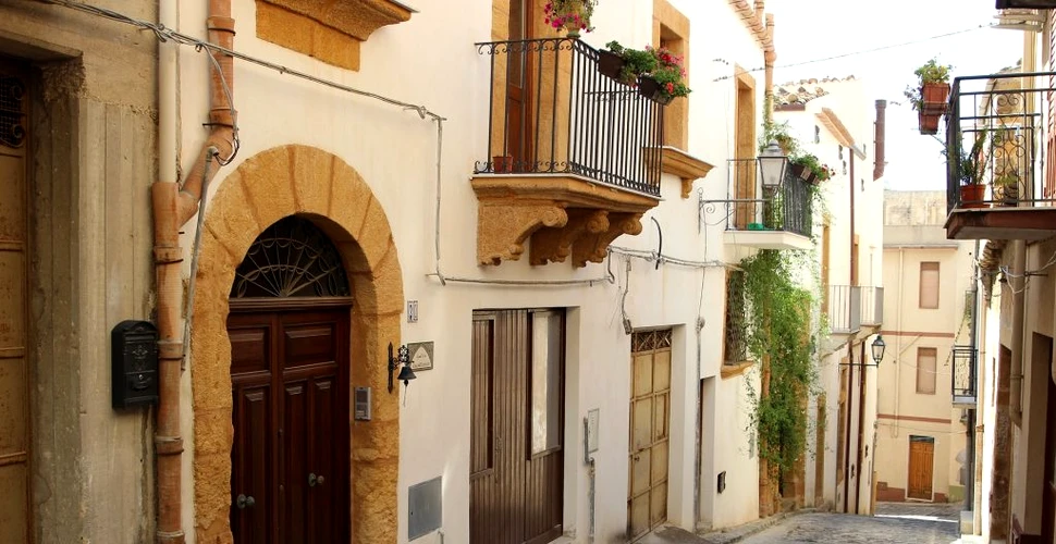 Într-un oraş din Italia poţi cumpăra o casă cu doar 1 euro. Care sunt condiţiile