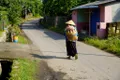 O femeie din Indonezia, condamnată la închisoare după ce a spus o rugăciune musulmană şi a mâncat porc