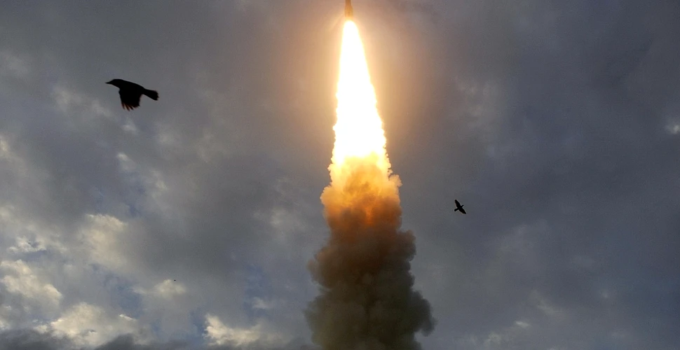 Reuşită europeană în spaţiu: Racheta Vega a fost lansată cu succes, lansând pe orbită cei trei „pasageri”