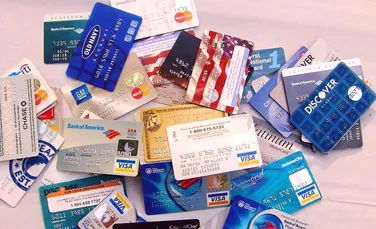 Istoria cardurilor de credit: cine este americanul căruia i-a venit ideea inventării lor