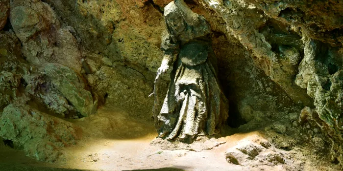 Profețiile Maicii Shipton și povestea izvorului care transformă totul în piatră