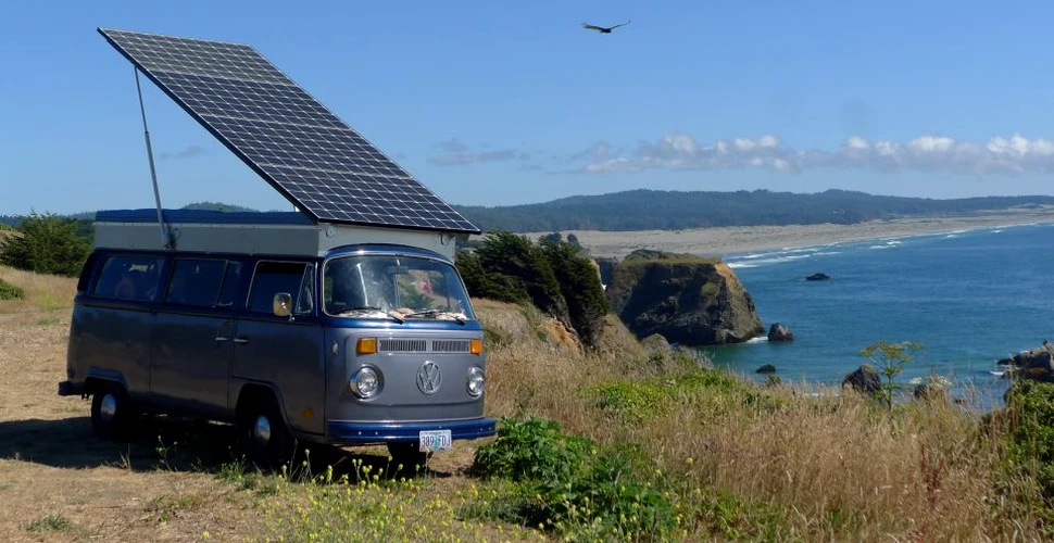Autobuz Hippie ultramodern pentru secolul 21. Dubiţa cu energie solară