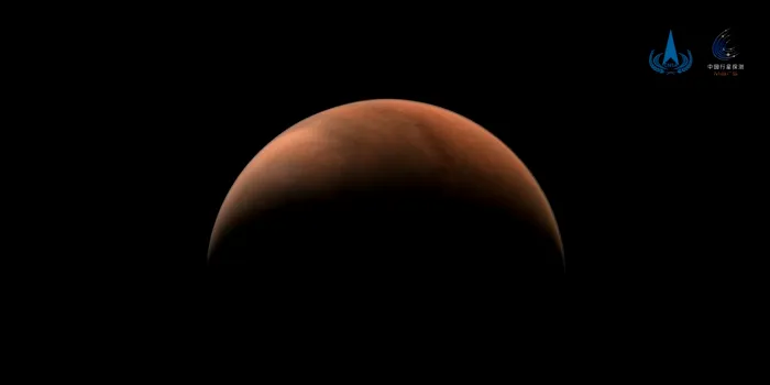 Imagini uimitoare cu planeta Marte, trimise de sonda spațială Tianwen-1 a Chinei