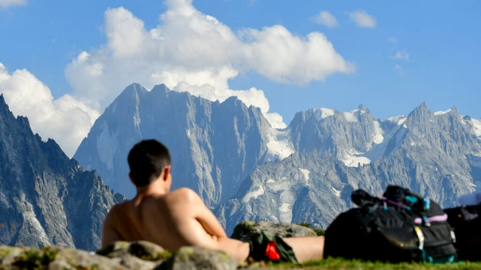 Alpiniștii de pe Mont Blanc, în pericol din cauza valului de căldură