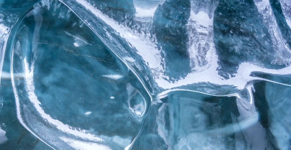 O formă ciudată de gheață se topește doar la temperaturi extreme