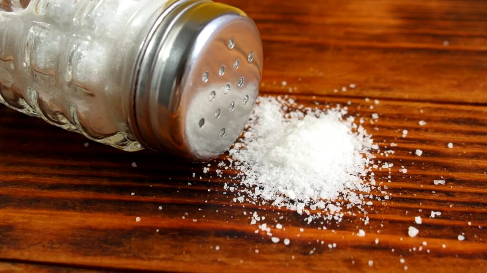 Mitul sării „naturale”: Este mai sănătoasă decât sarea de masă?