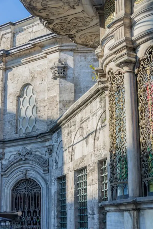 Uimitoarele arhitecturi ale coliviilor din Turcia de pe vremea Imperiului Otoman