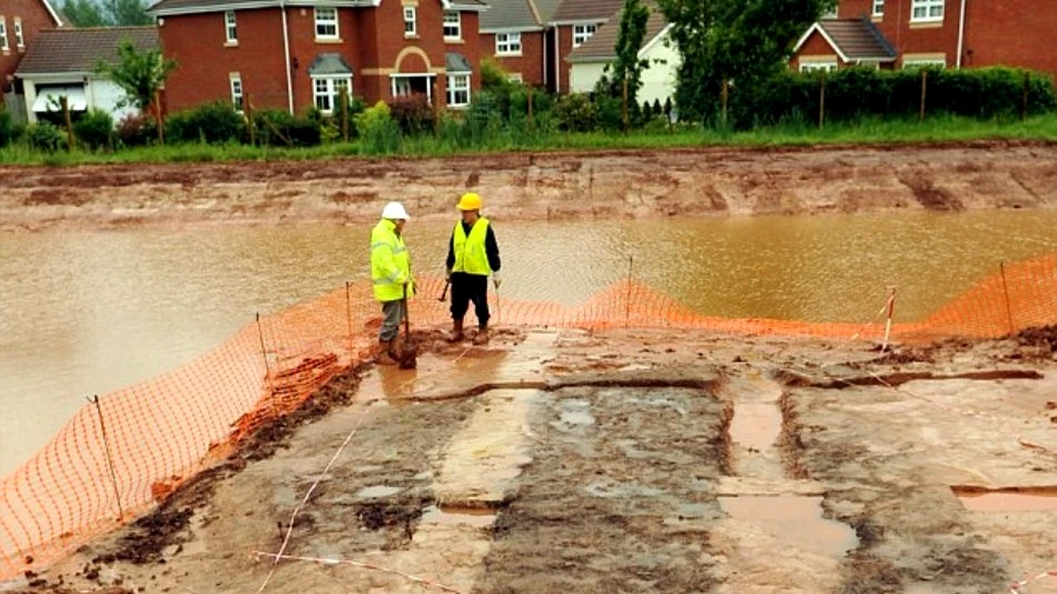 O construcţie mai veche decât piramidele din Egipt a fost descoperită în Marea Britanie