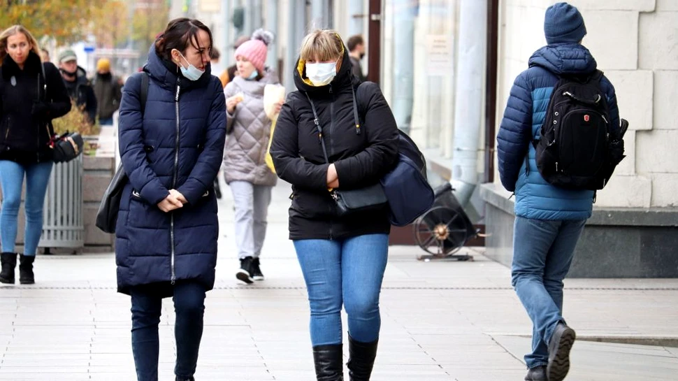 Oamenii care au făcut o formă severă de COVID au risc crescut de a muri în anul următor